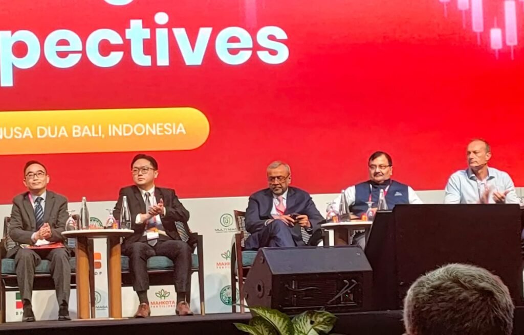 Analis LSEG Singapore, Kian Pang Tan