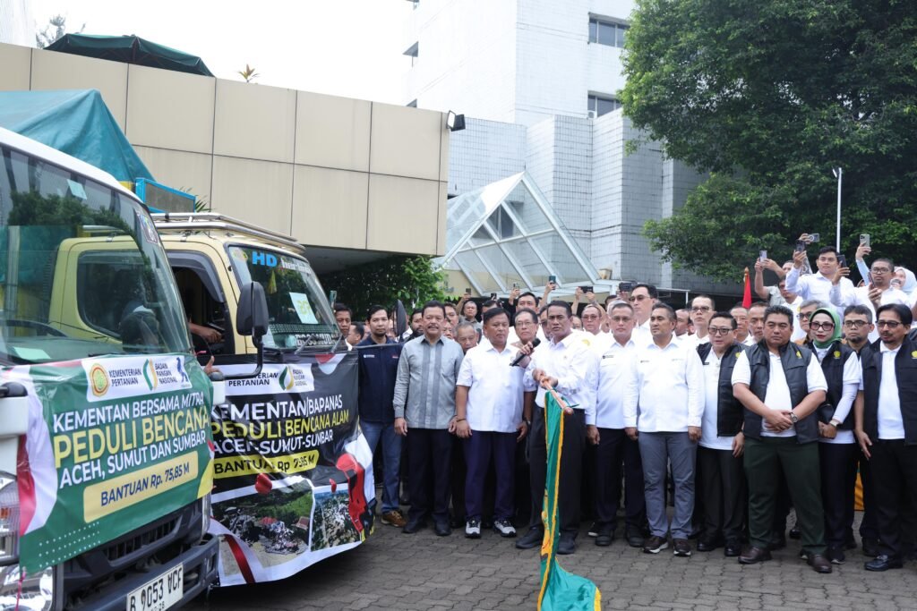 GAPKI Bantu Korban Siklon Tropis Senyar melalui Kementan